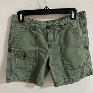 Olive Green 100% Cotton Casual Shorts - Size 4